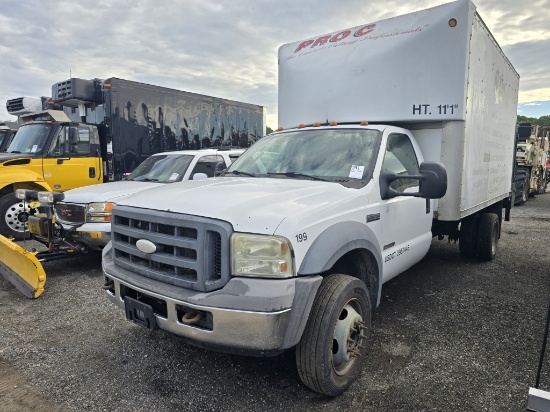 2005 Ford F550 Box Truck