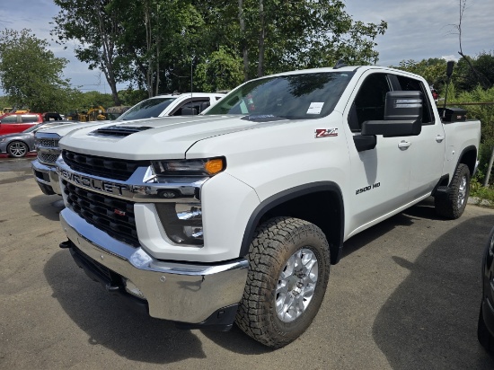 2022 Chevy Silverado 2500hd Z71 Pickup Truck