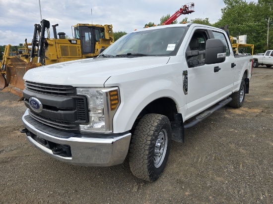 2019 Ford F250 Xl Crew Cab Pickup Truck