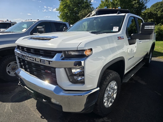 2022 Chevy Silverado 2500hd Z71 Pickup Truck