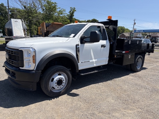 2022 Ford F550 Xl Flatbed Truck