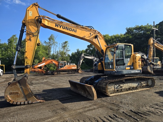 2019 Hyundai Hx235 Lcr Excavator