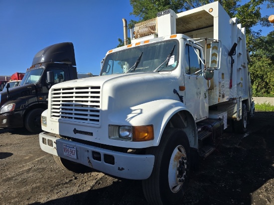 1993 International 4900 Rear Load Packer
