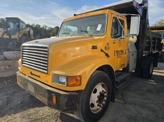1995 International 4700 6-wheel Dump Truck