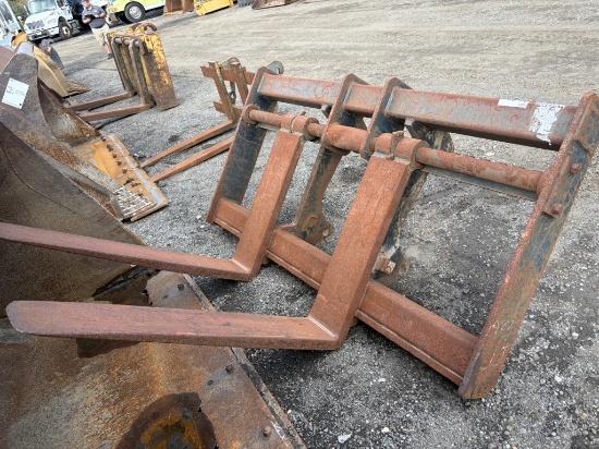 Cat 45in Loader Forks