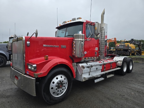2022 Western Star W4900EX Day Cab Tractor