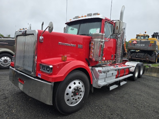2022 Western Star W4900EX Day Cab Tractor