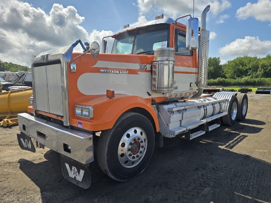 2016 Western Star W4900EX Day Cab Tractor