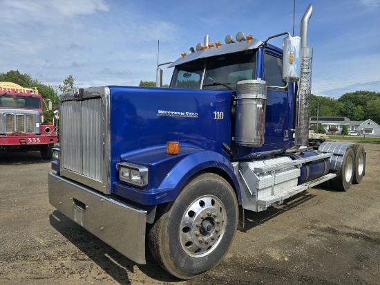 2022 Western Star W4900EX Day Cab Tractor