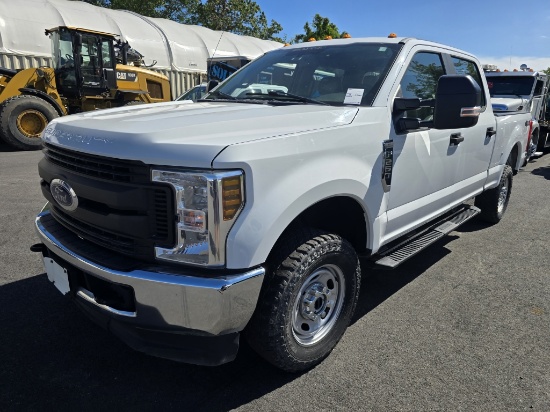 2019 Ford F250 Xl Crew Cab Pickup Truck