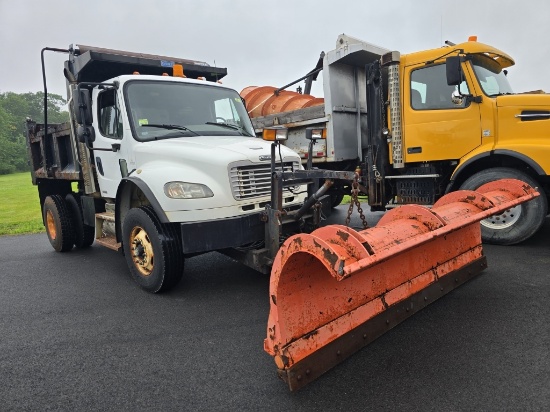2009 Freightliner M2-106 6 Wheel Dump Truck W/Plow