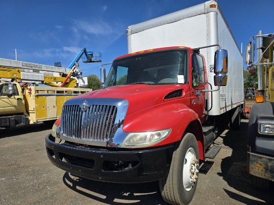 2007 International 4400 Box Truck