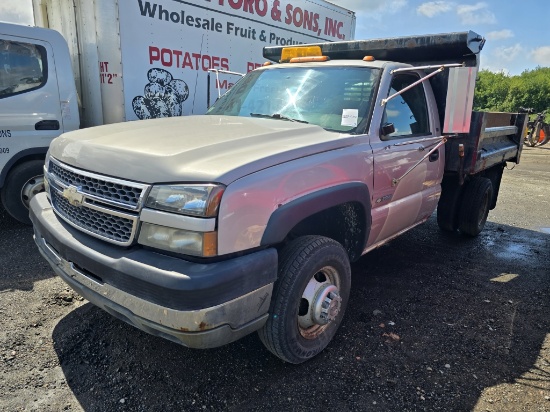 2005 Chevy 3500 Dump Truck
