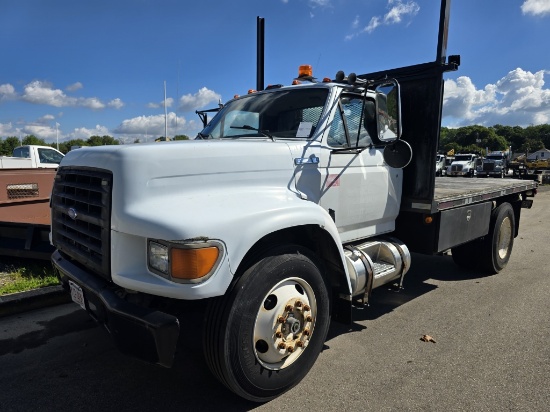 1995 Ford F800 Flatbed