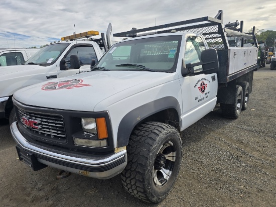 2000 GMC Sierra 3500 4X6 Dump Truck