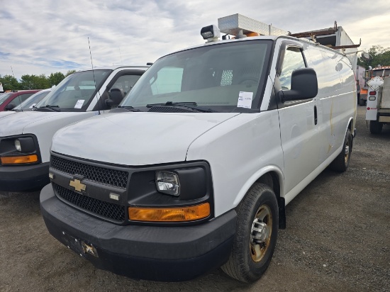 2016 Chevy Express 3500 Cargo Van