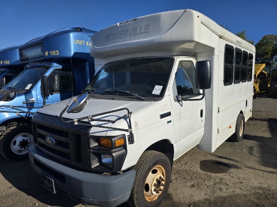 2012 Ford E350 14 Passenger Bus