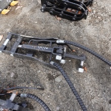 New Mini Excavator Hydraulic Thumb