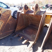 51in Excavator Bucket With Teeth