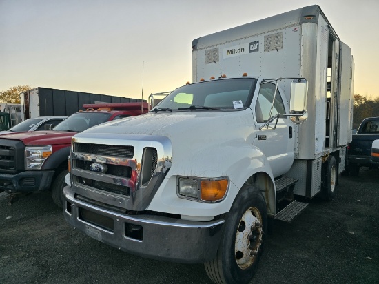 2006 Ford F650 XLT Lube Truck
