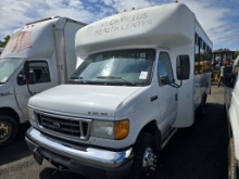 2007 Ford E450 Handicap Bus
