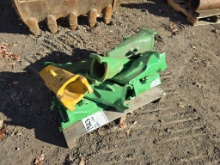 Pallet- Assorted Bucket Teeth