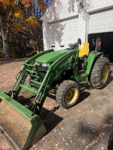 John Deere 4320 Tractor
