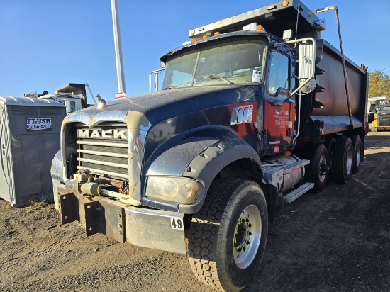 2008 Mack Granite Gu713 Tri-axle Dump Truck