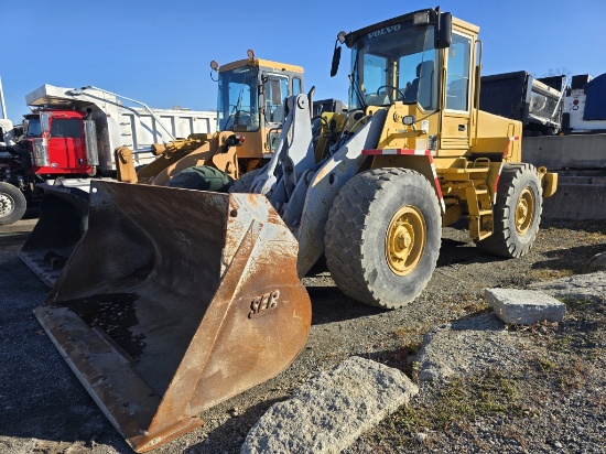 Volvo L190 Wheel Loader