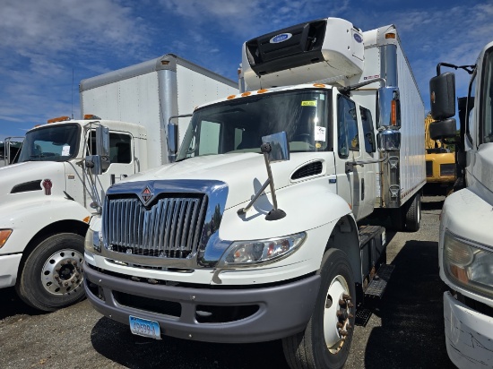 2009 International 4300 Refrigeration Truck