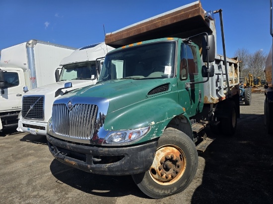2006 International 4300 6-wheel Dump Truck