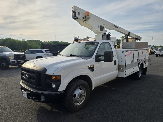 2008 Ford F350 Bucket Truck
