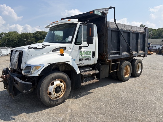 2005 International 7400 10-wheel Dump Truck
