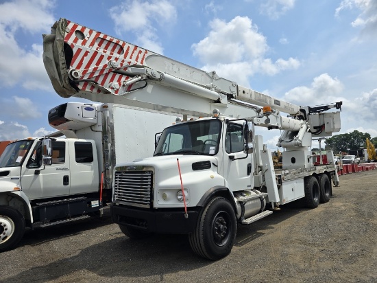 2005 Freightliner M2 Bucket Truck