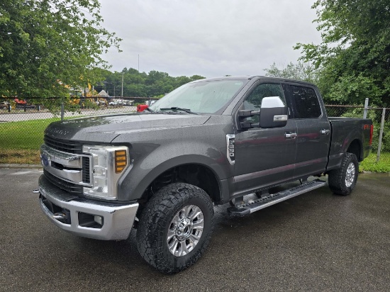 2019 Ford F250 Xlt Crew Cab Pickup Truck