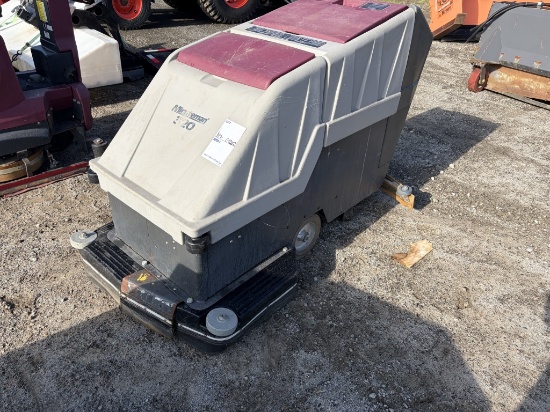 Minuteman 320 Floor Scrubber
