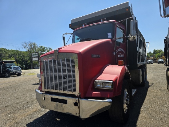 2000 Kenworth T800 10- Wheel Dump Truck