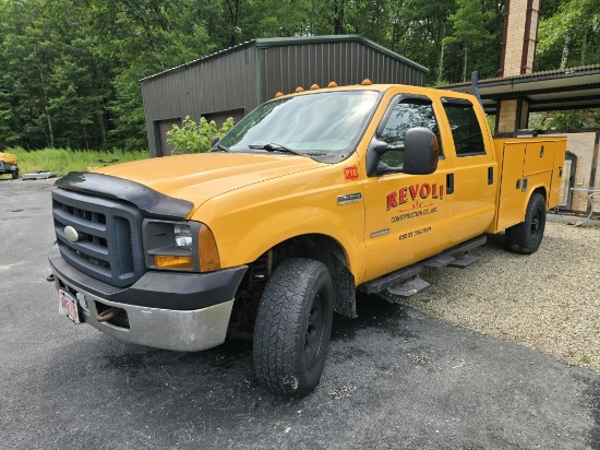 2007 Ford F350 XL Crew Cab Service Truck