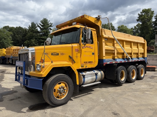 1999 Volvo Acl Tri-axle Dump Truck