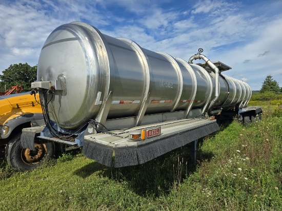 1990 Heil Sanitary Waste Trailer