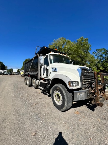 2010 Mack Granite Gu713 Triaxle Dump Truck