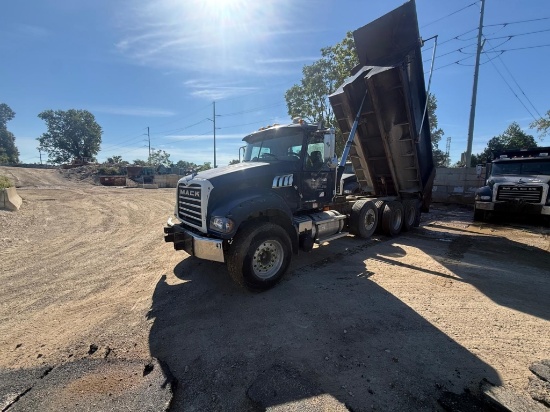 2008 Mack Granite Gu713 Tri-axle Dump Truck
