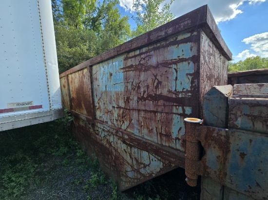 23 Yard Lugger Box