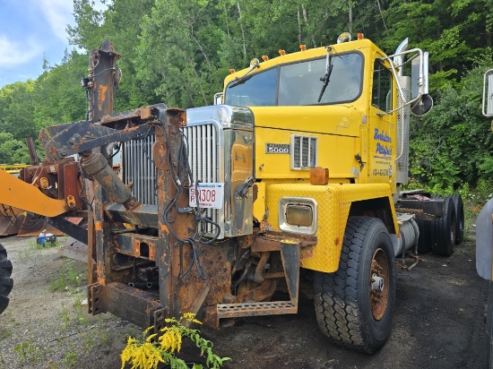 1995 International Paystar 5000 Cab And Chassis