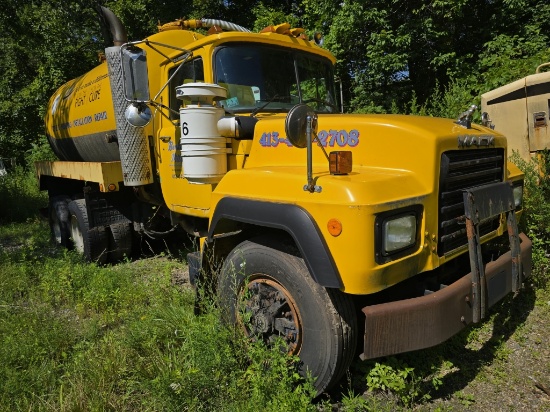 1994 Mack RD688S Septic Truck