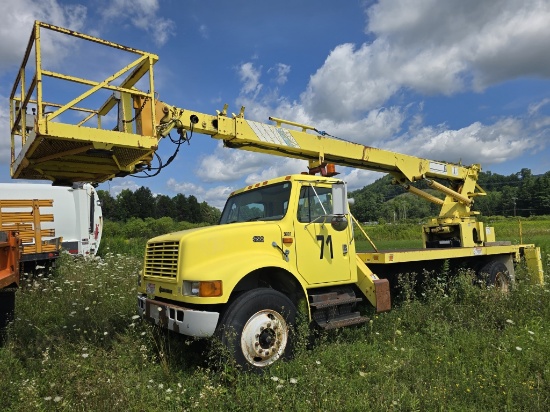 1998 International 4700 Bucket Truck