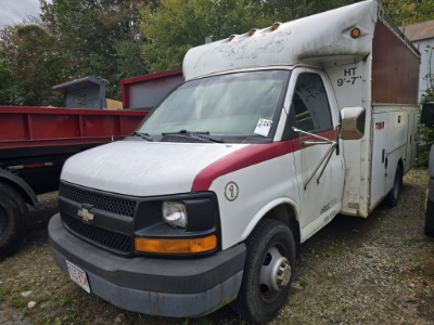 2004 Chevy Express Utility Truck