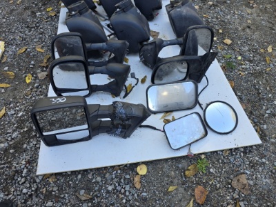 Lot- Truck Mirrors