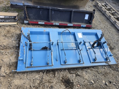 86in Steel Tailgate W/ 3 Scuttles