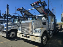2017 Freightliner 122sd Autohauler Sleeper W/ TRL